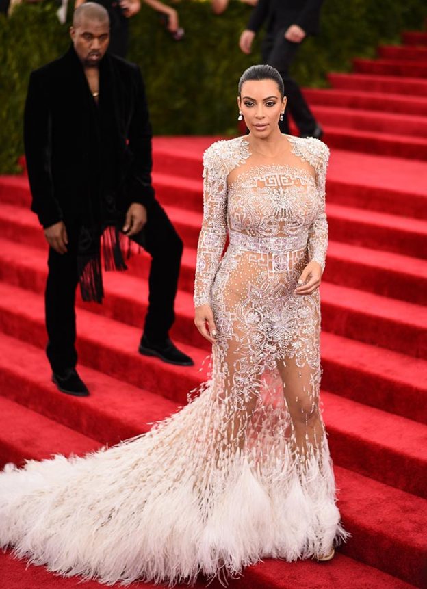 Vote for Kim Kardashian's worst outfit - Droidoo